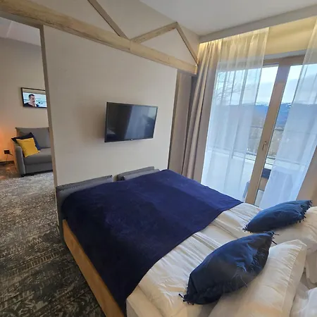 Villa6 Szklarska Poreba- Budynek Glowny -widok Na Gory-duze Tarasy *