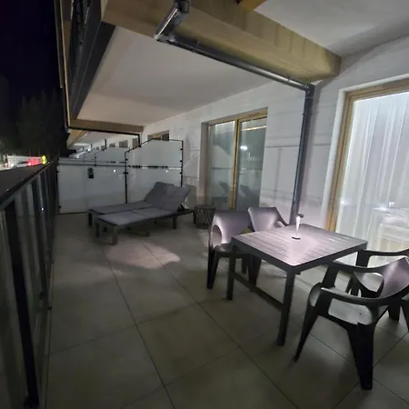 Villa6 Szklarska Poreba- Budynek Glowny -widok Na Gory-duze Tarasy *