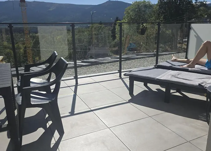 Villa6 Szklarska Poreba- Budynek Glowny -widok Na Gory-duze Tarasy Schreiberhau