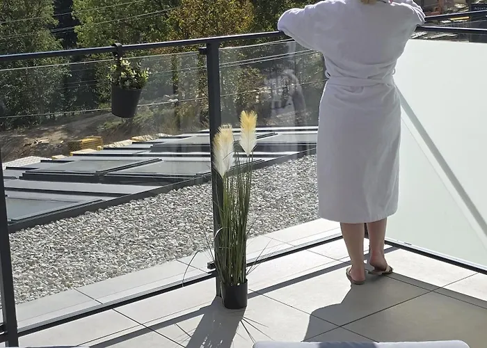 Villa6 Szklarska Poreba- Budynek Glowny -widok Na Gory-duze Tarasy Schreiberhau